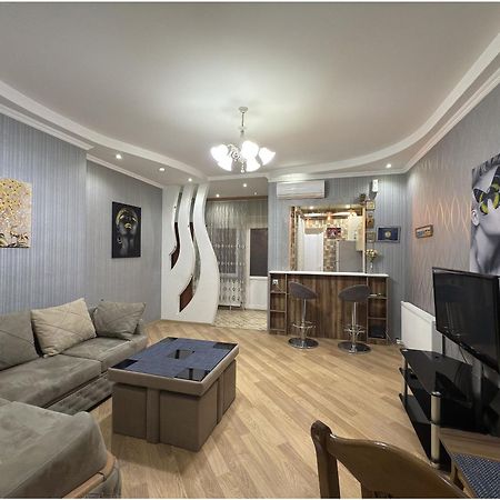 Home For You Tbilisi Bagian luar foto